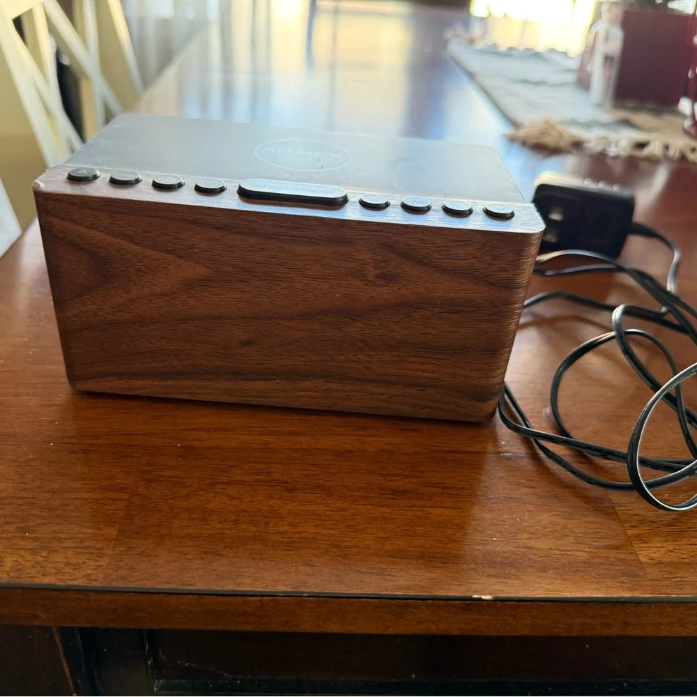 Anjank Wireless Charging Alarm Clock